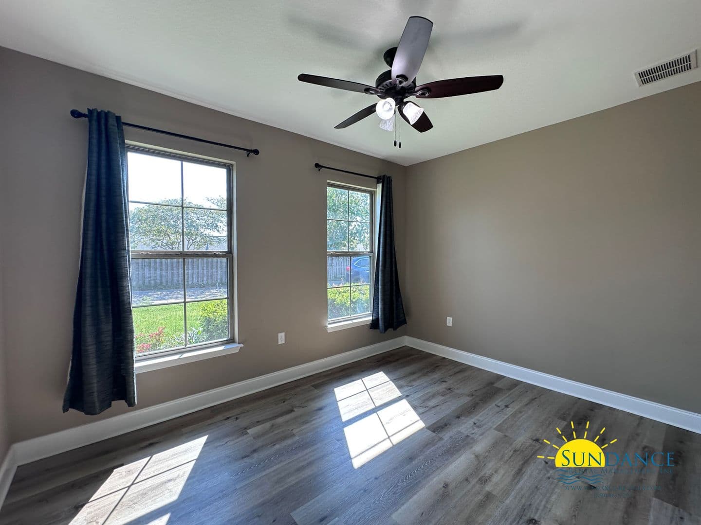 Mary Esther House: 438 Bay Oaks Drive