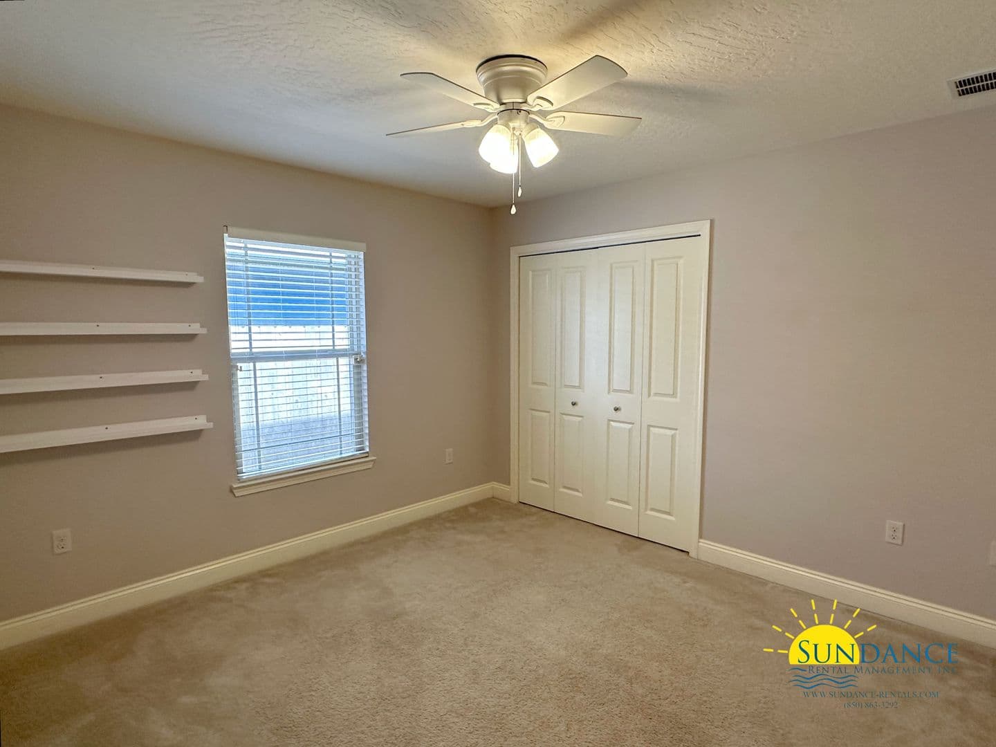 Navarre House: 2662 Hartman Court