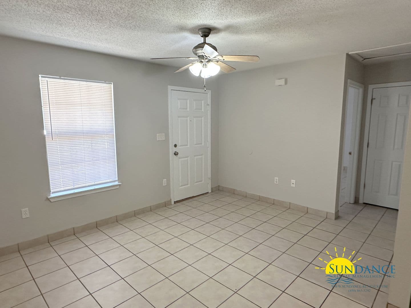 Navarre House: 2280 Jeannie Street