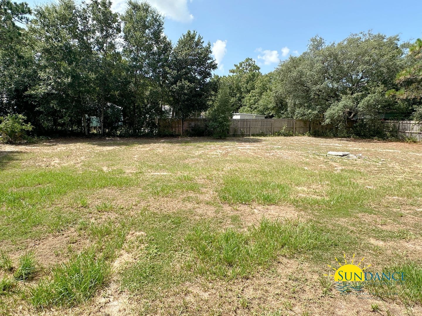 Navarre House: 8415 Tortuga Street