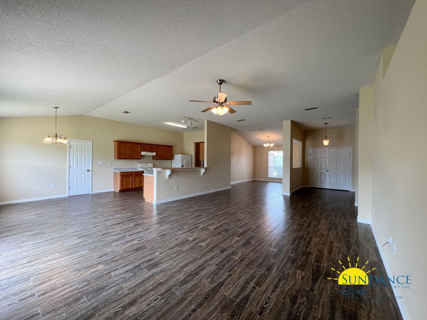 Crestview House: 5434 East Brook Drive
