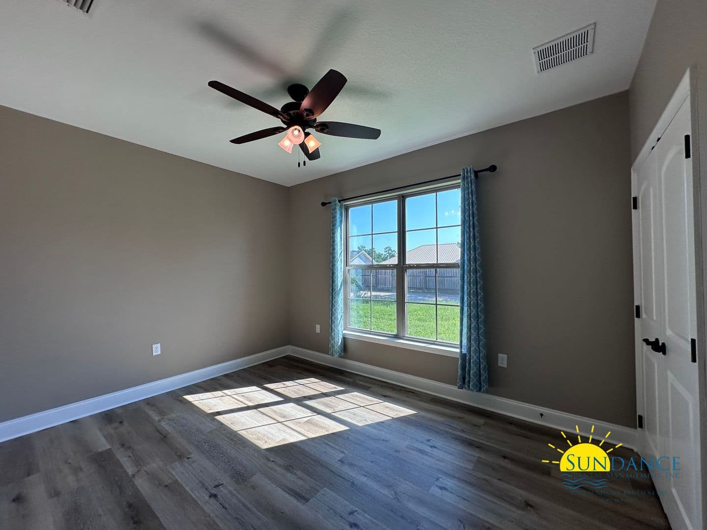 Mary Esther House: 438 Bay Oaks Drive