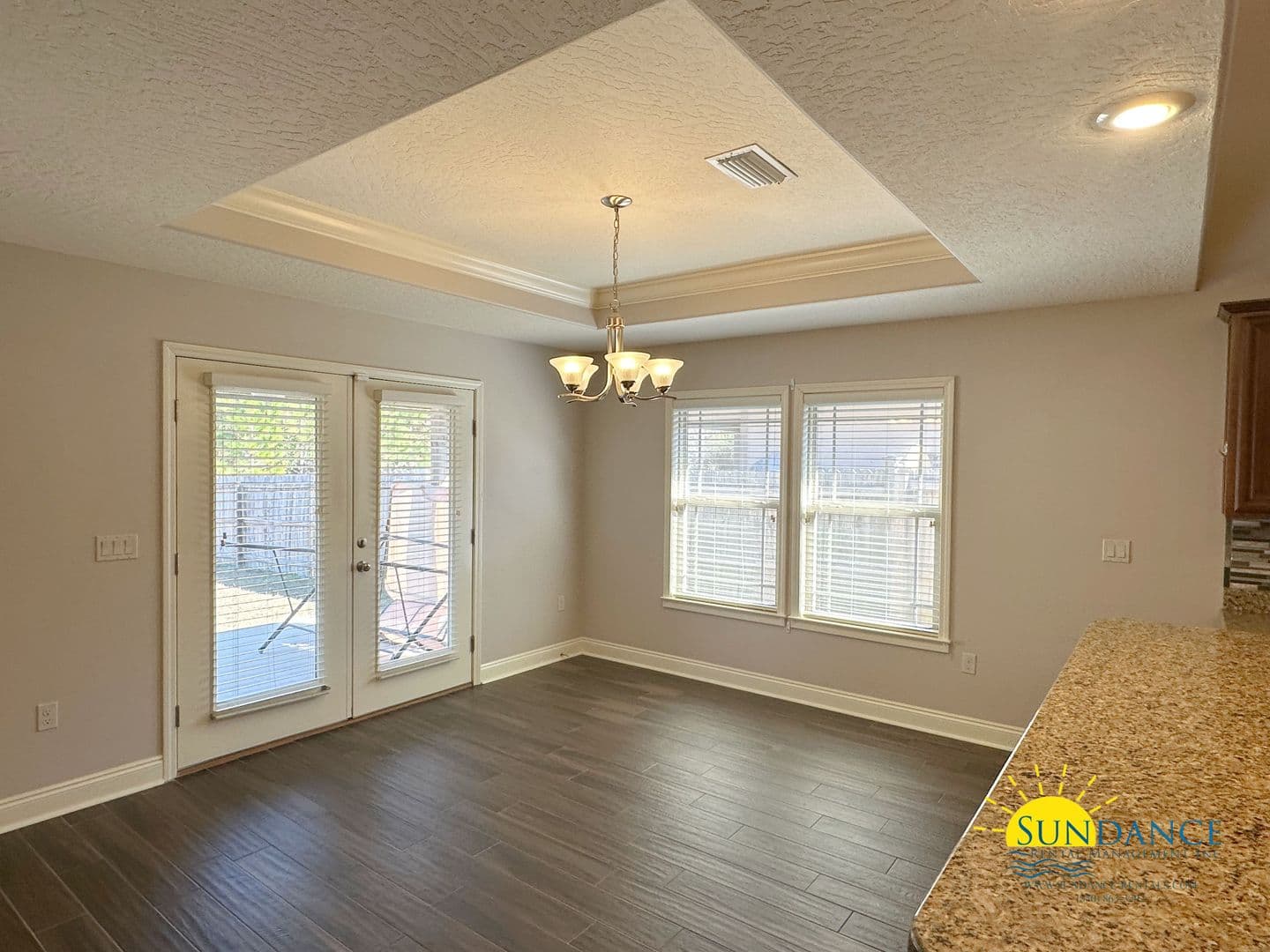 Navarre House: 2662 Hartman Court
