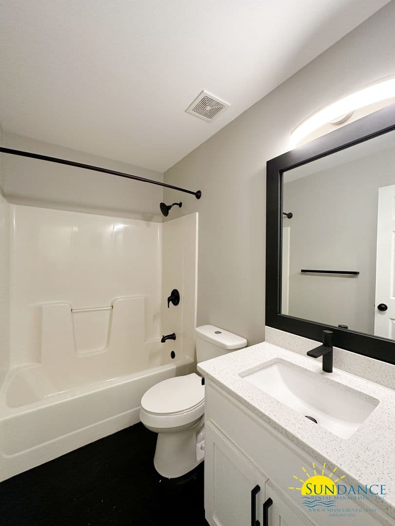 Fort Walton Beach House: 1810 Hurlburt Road 1