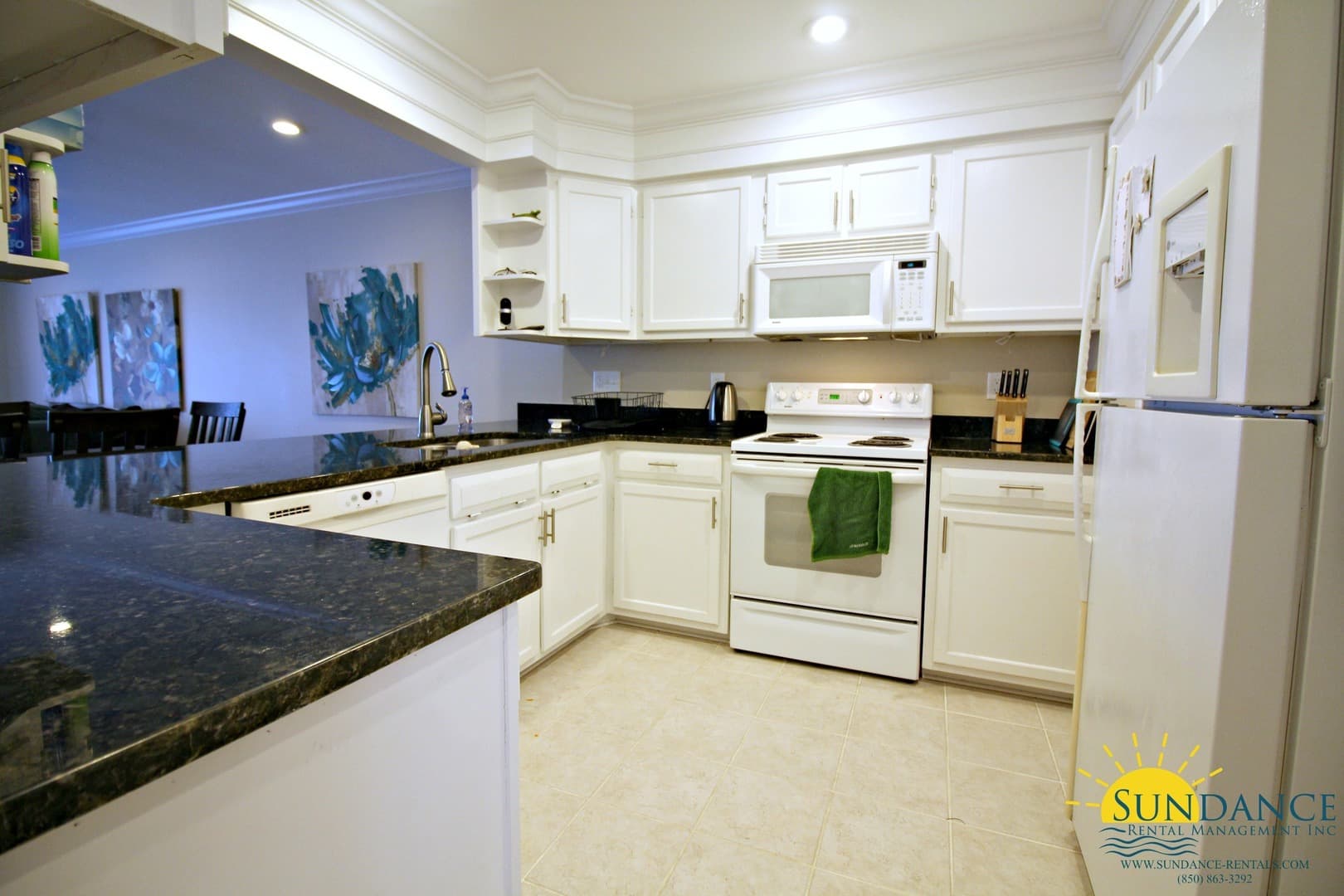 Niceville House: 906 Regatta Drive