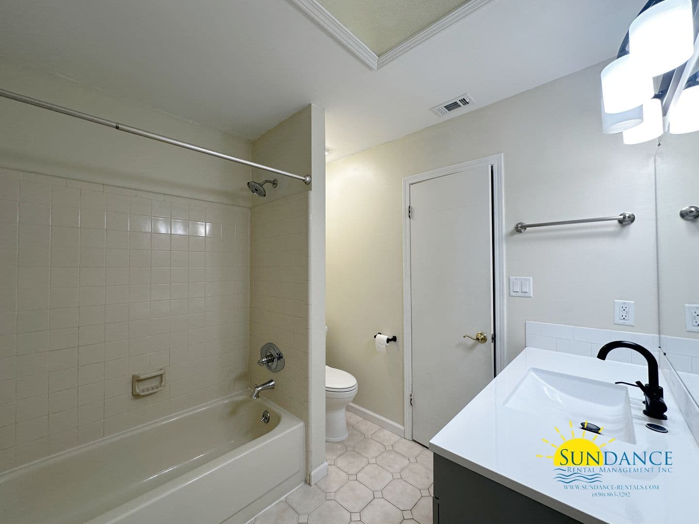 Fort Walton Beach House: 1896 Heartland Drive