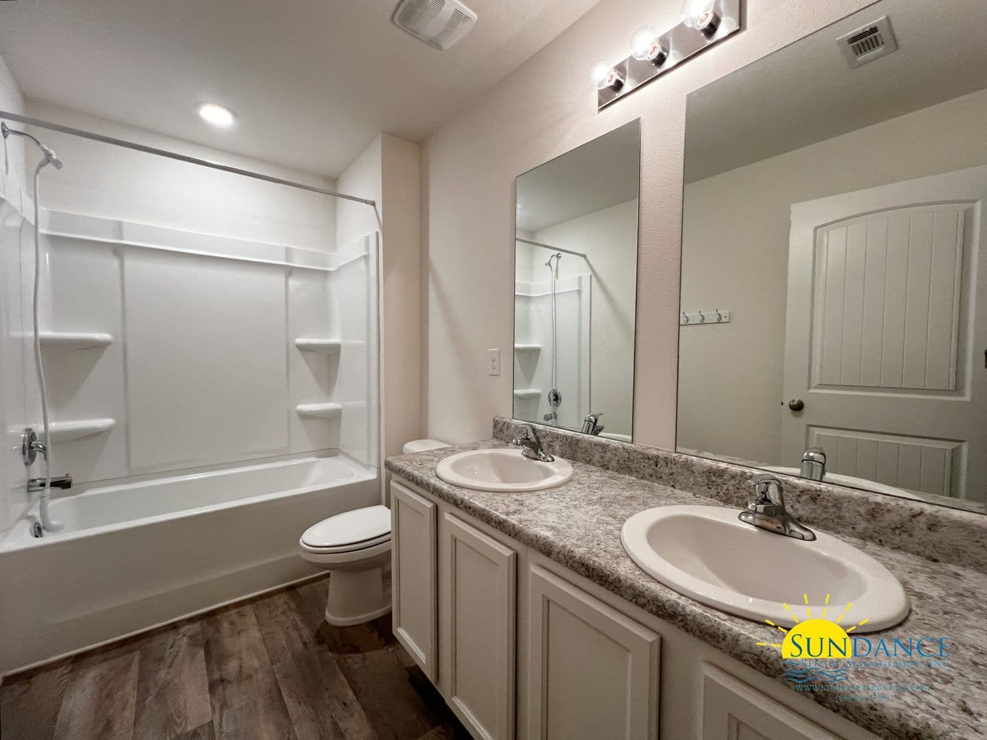 Crestview House: 930 Merganser Way