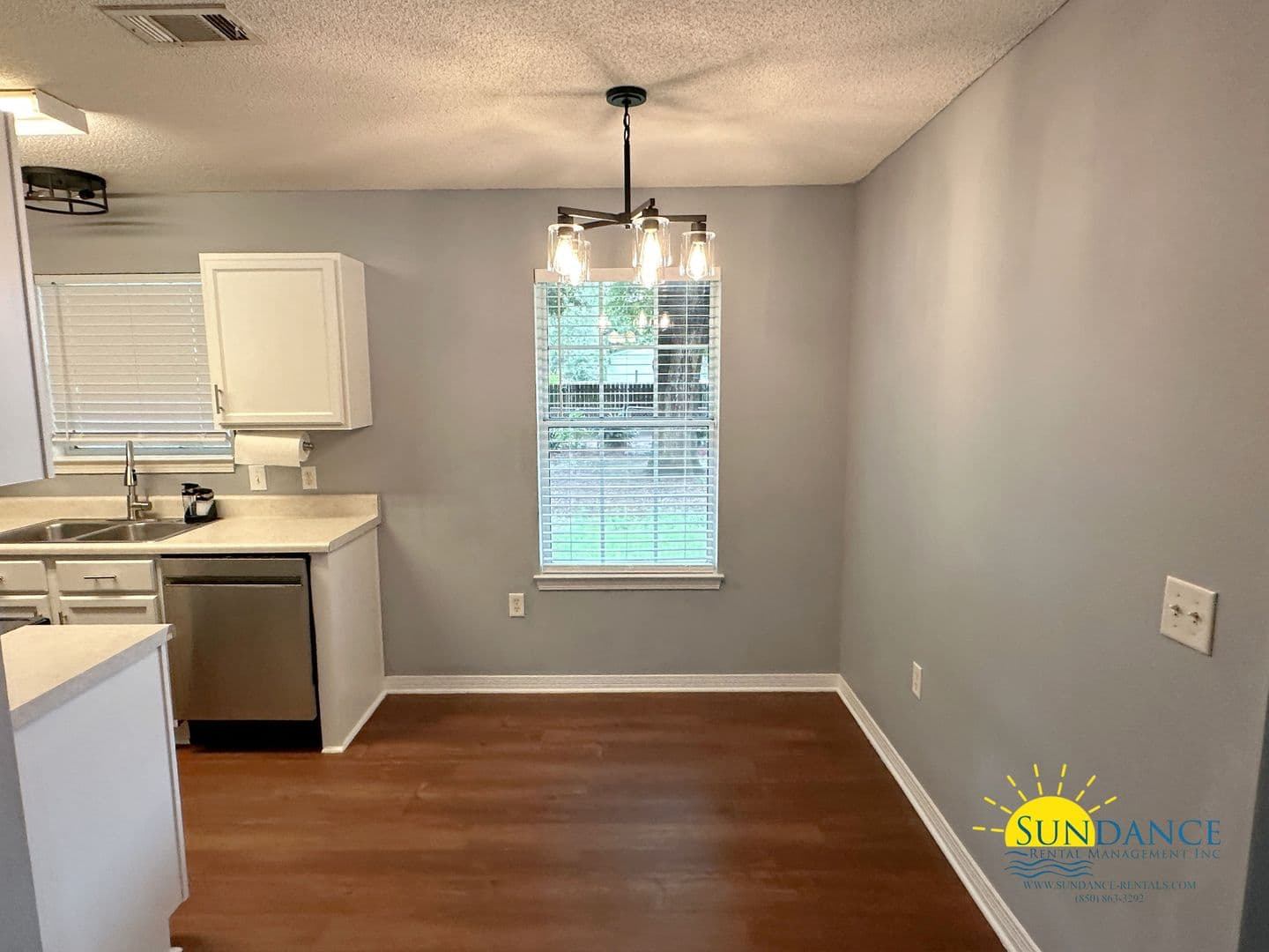 Milton House: 4480 Gainer Avenue