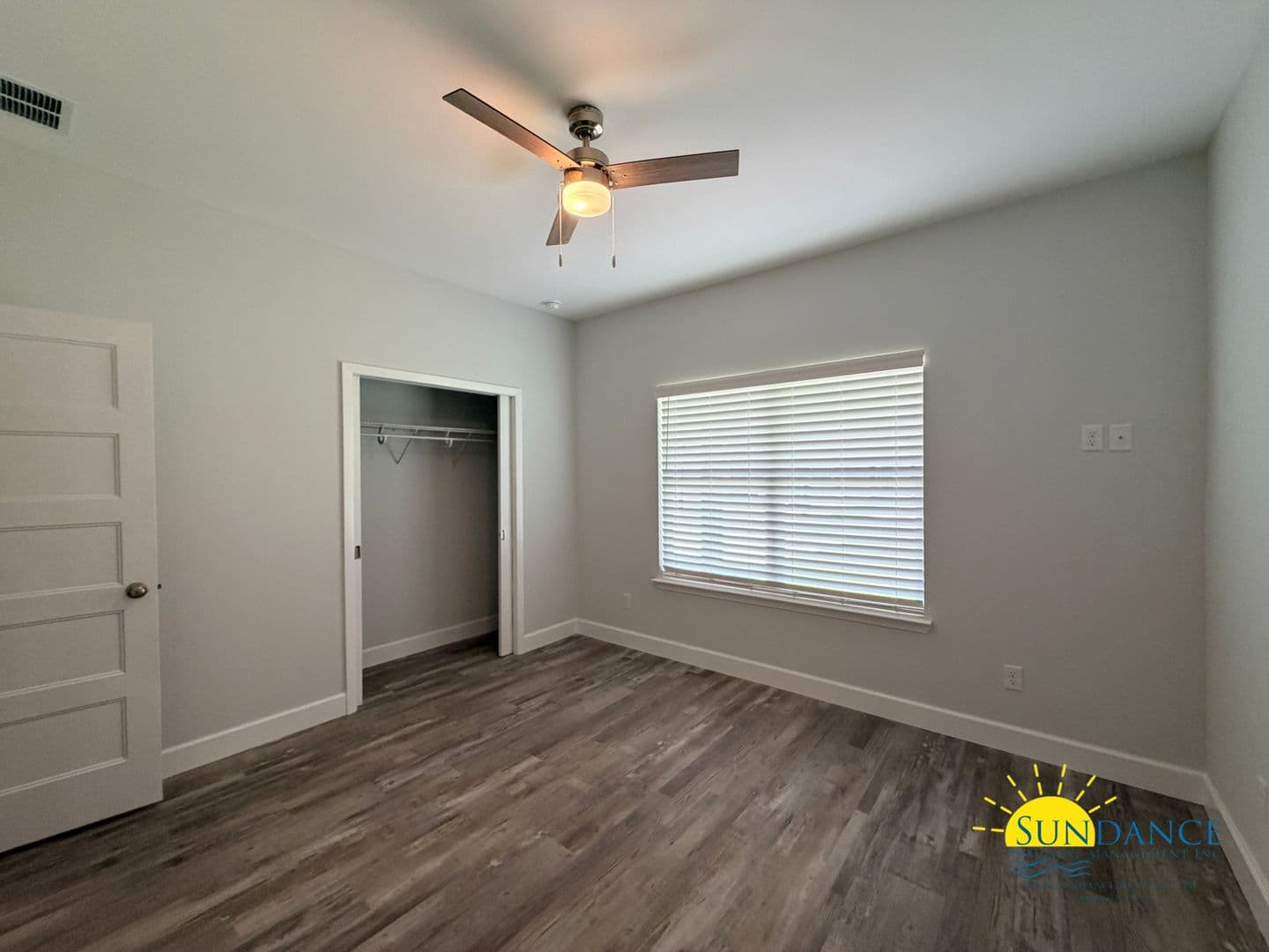 Navarre House: 2150 Nina Street