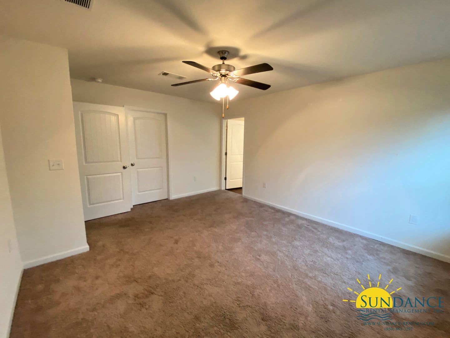 Crestview House: 4636 Plover Drive