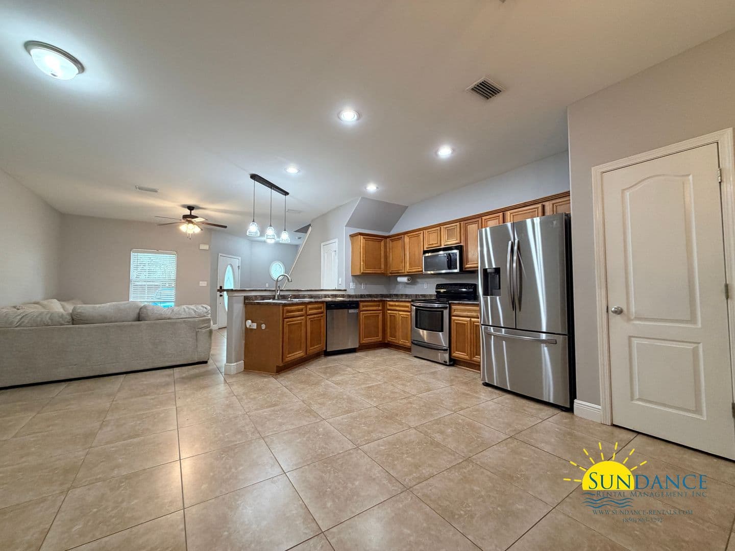 Fort Walton Beach Townhome: 827 Fairview Drive