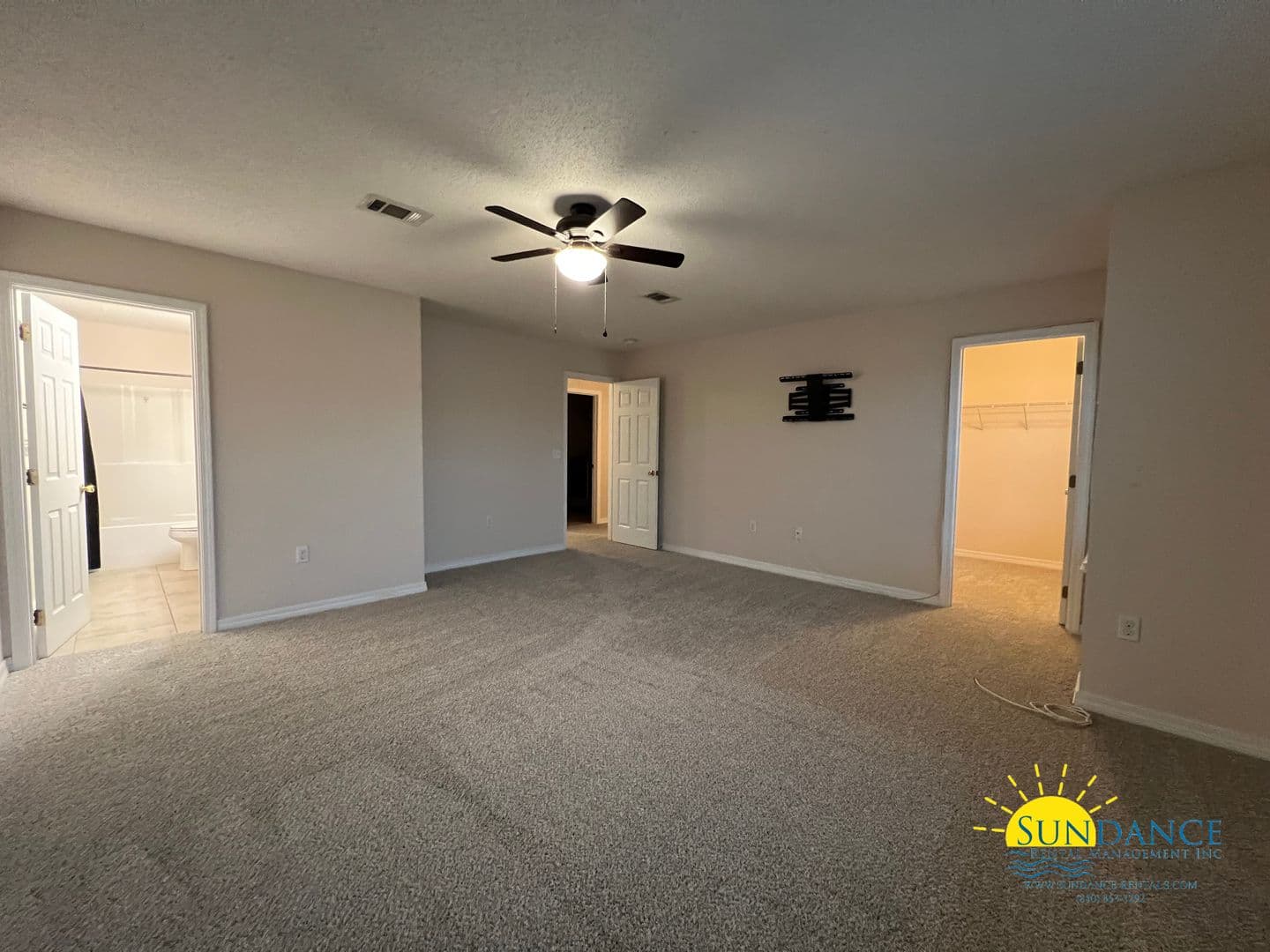 Crestview House: 303 Dahlquist Drive