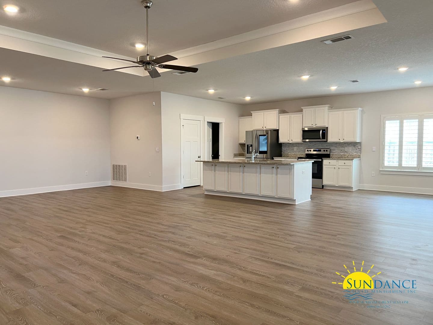 Crestview House: 508 Mary Lou Way