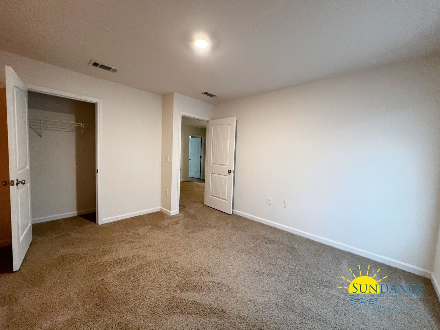 Crestview House: 930 Merganser Way