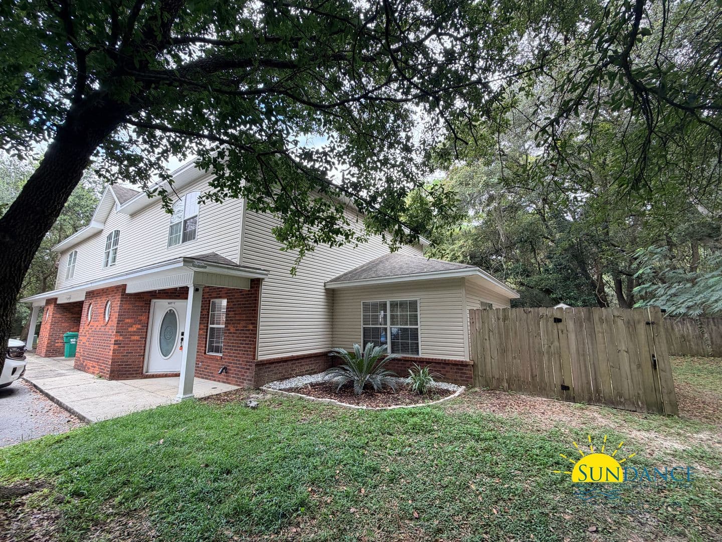 Fort Walton Beach Townhome: 827 Fairview Drive