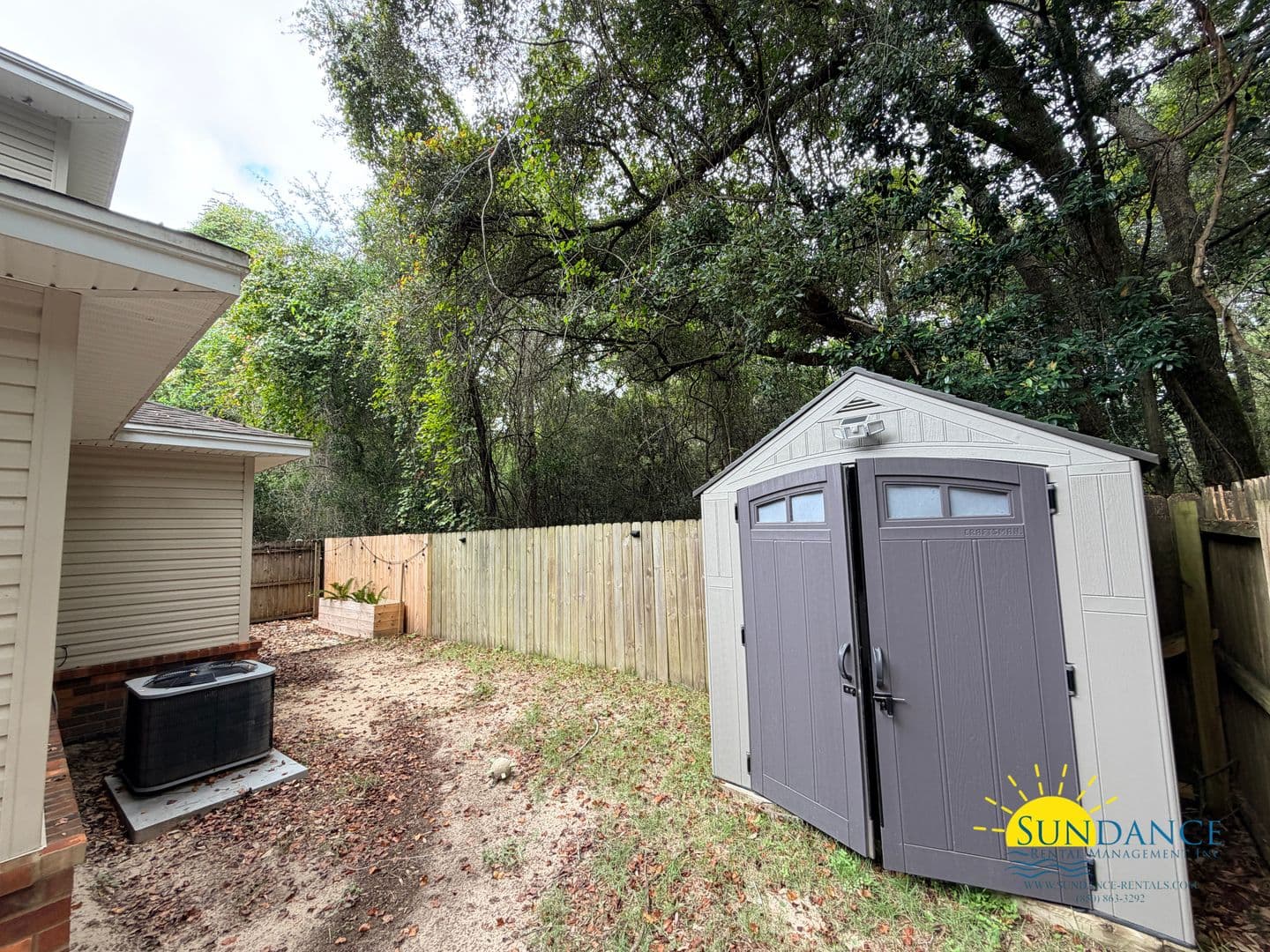 Fort Walton Beach Townhome: 827 Fairview Drive