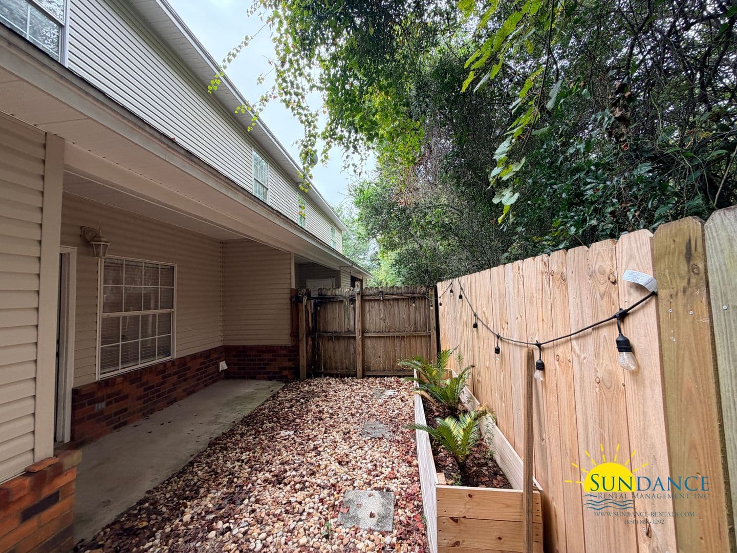 Fort Walton Beach Townhome: 827 Fairview Drive