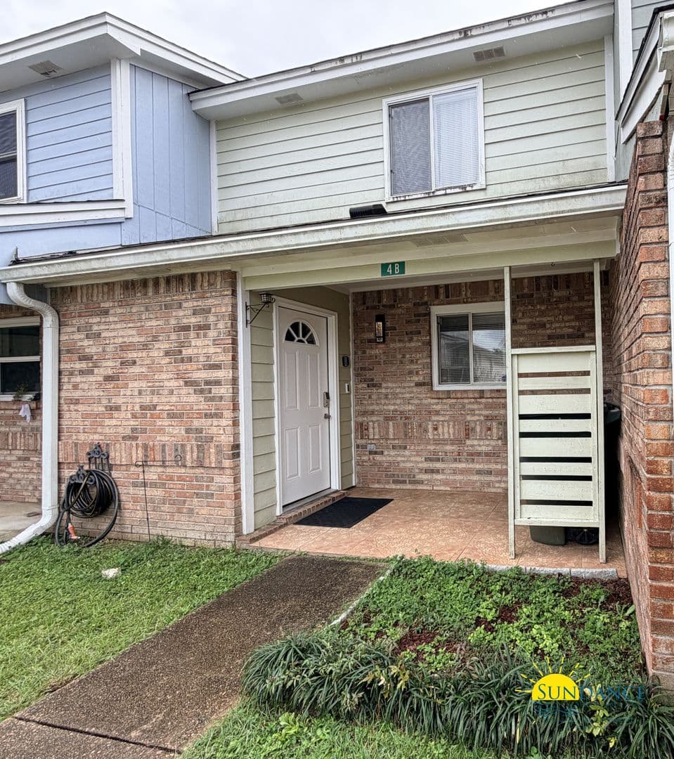 Fort Walton Beach Townhome: 4 Cinderella Lane