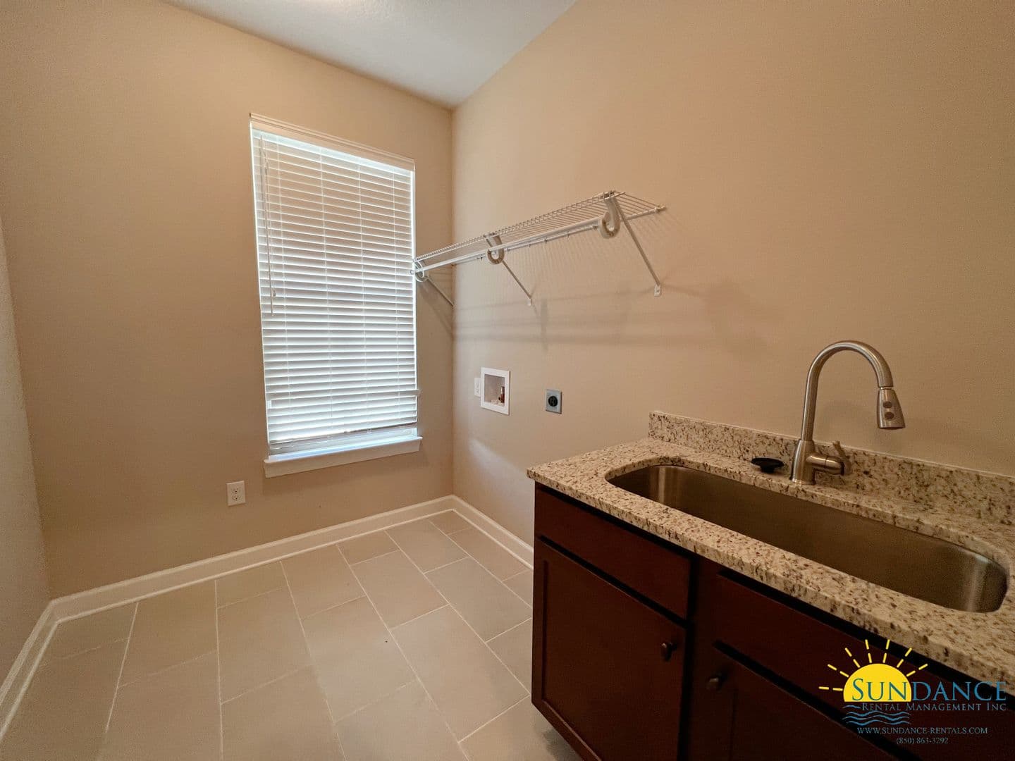Crestview House: 2941 Chantry Circle