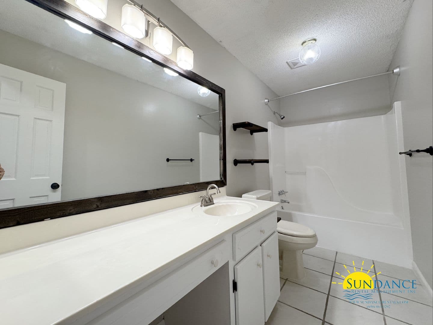 Niceville House: 1501 Royal Palm Drive