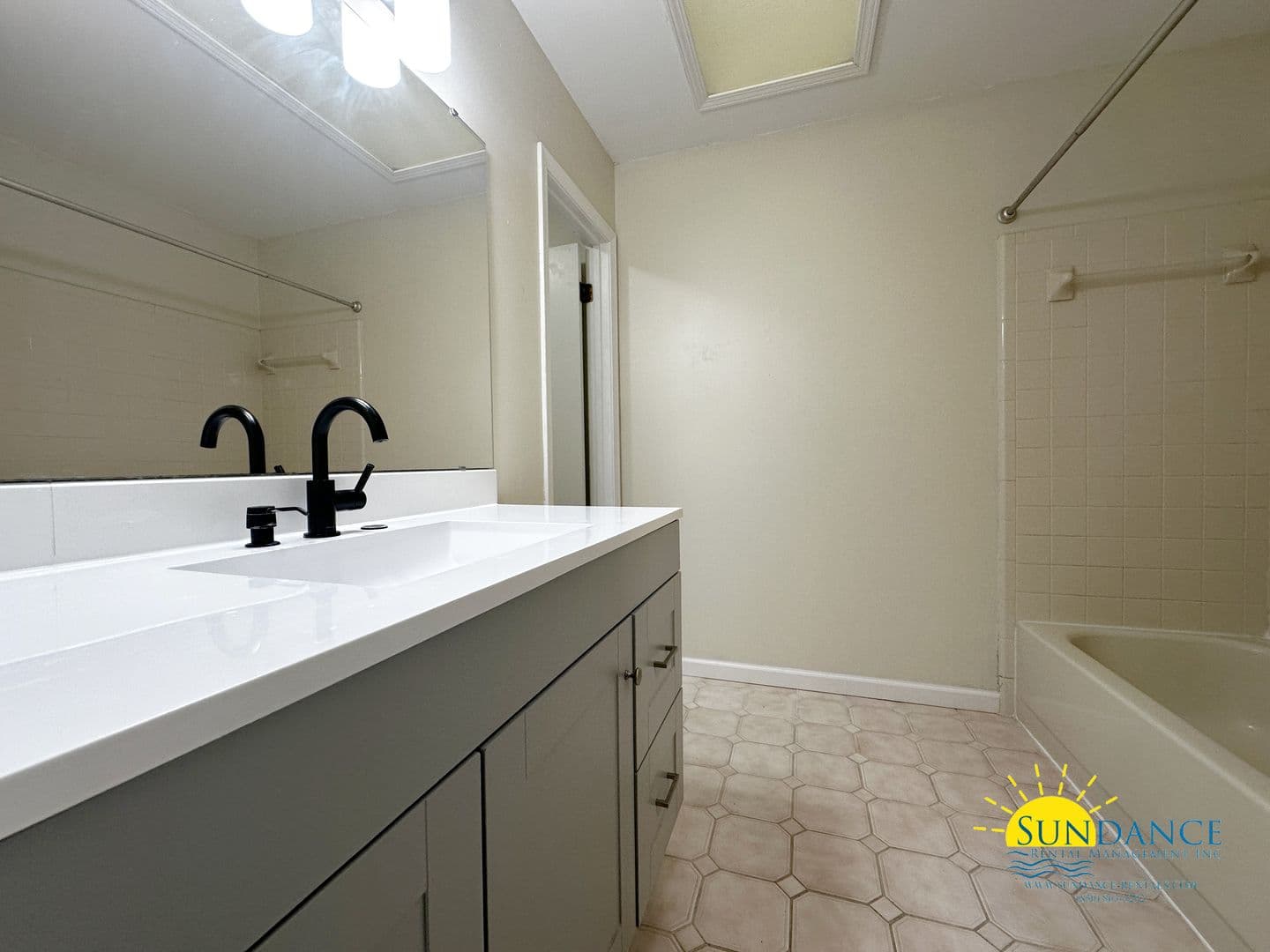 Fort Walton Beach House: 1896 Heartland Drive
