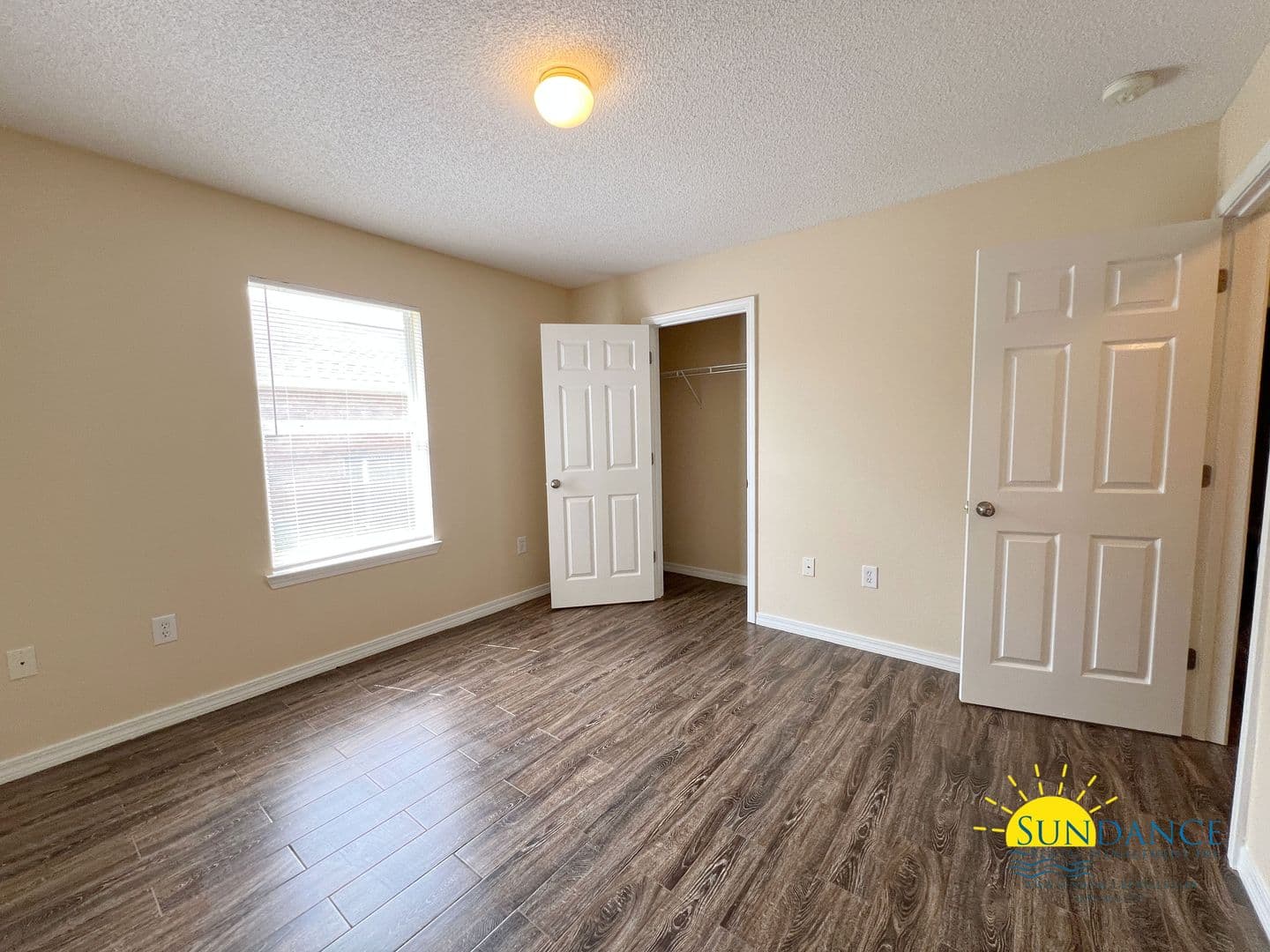 Crestview House: 5434 East Brook Drive