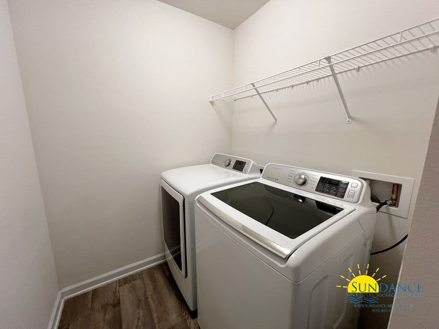 Crestview House: 930 Merganser Way