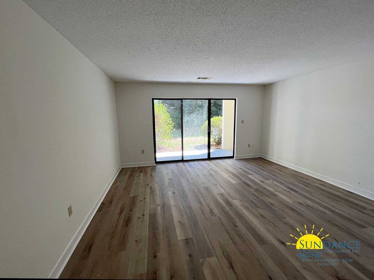 Niceville House: 307 Southlake Court