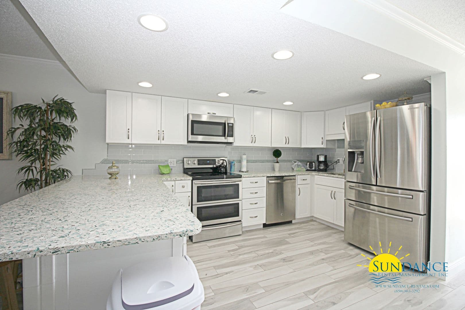 Destin Condo: 151 Calhoun Avenue
