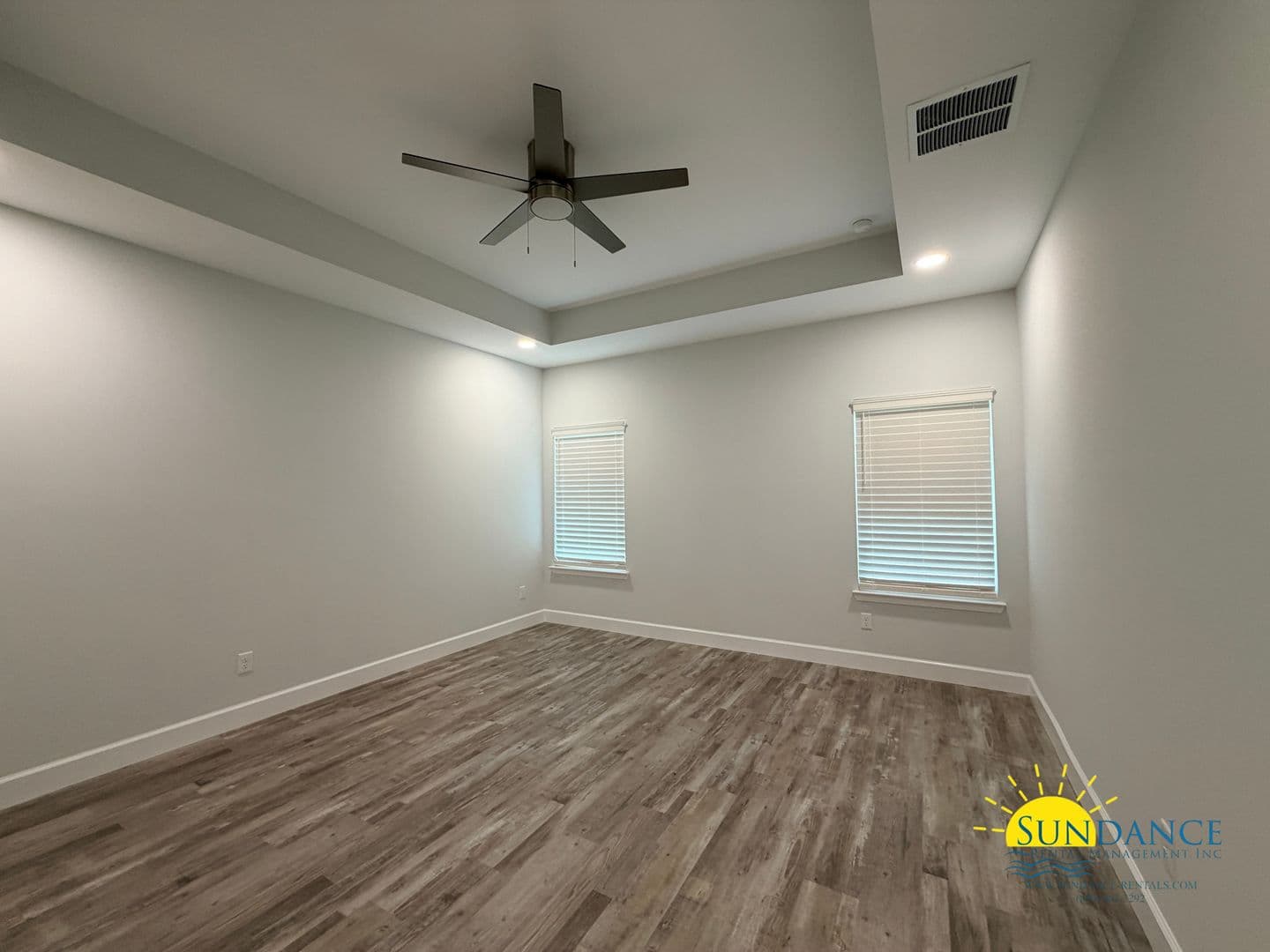 Navarre House: 2150 Nina Street