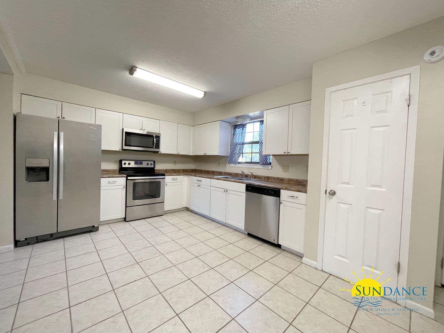 Shalimar Townhome: 133 4th Avenue