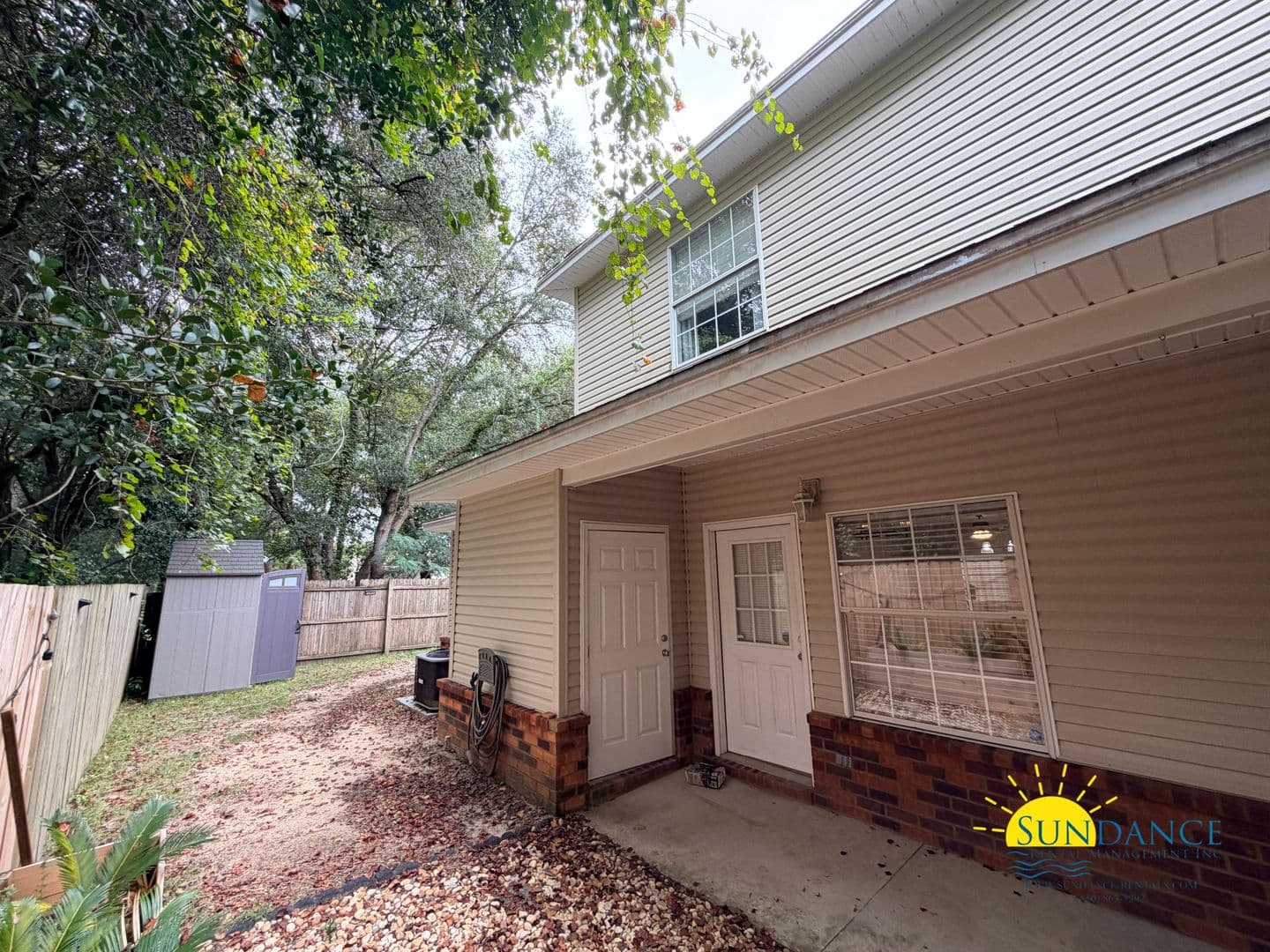 Fort Walton Beach Townhome: 827 Fairview Drive