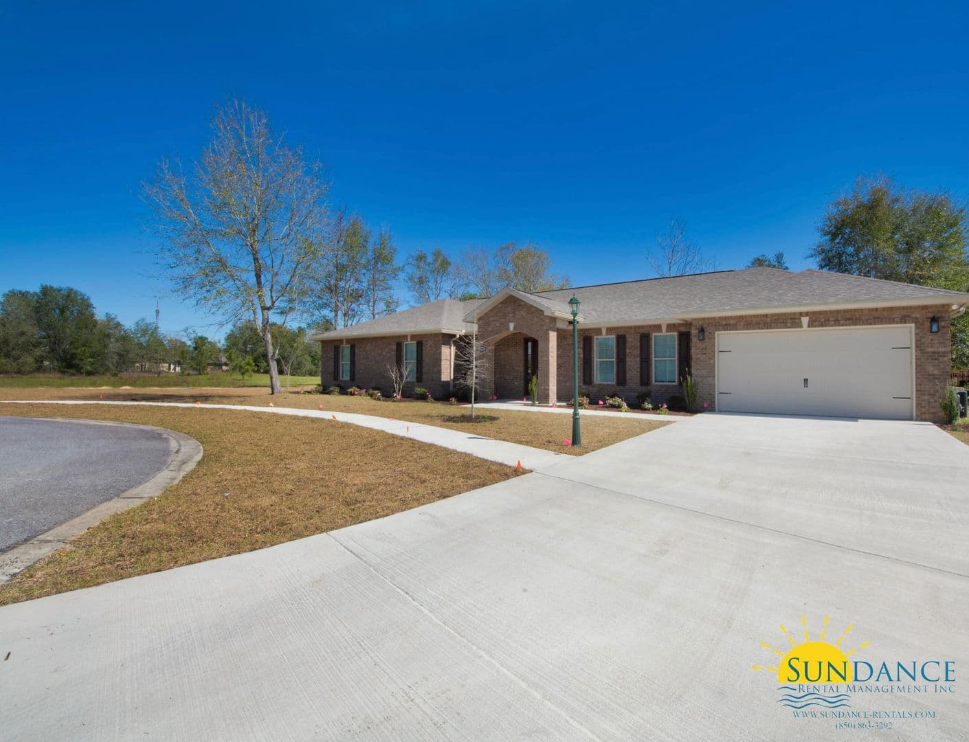 Crestview House: 2941 Chantry Circle