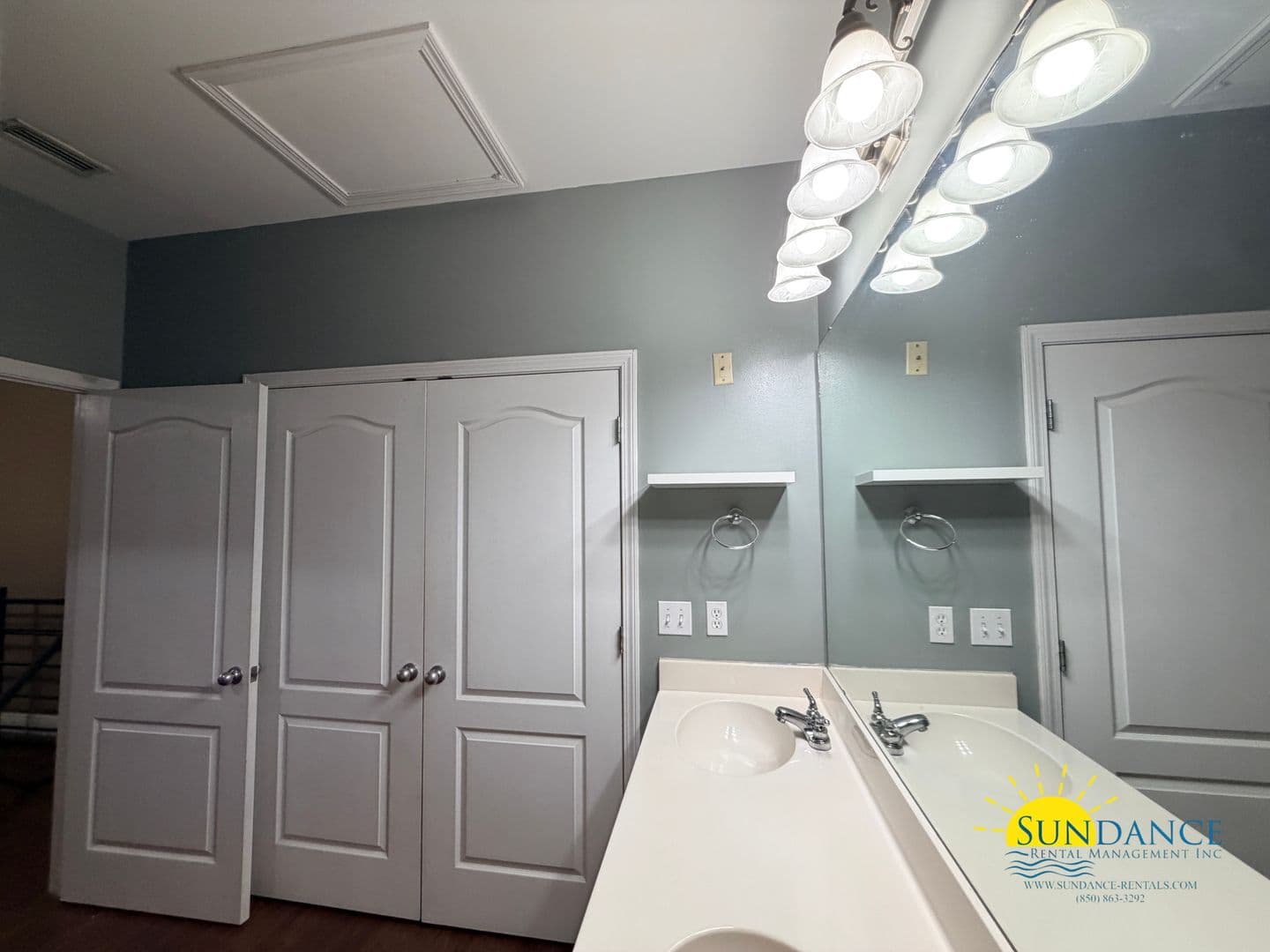 Fort Walton Beach Townhome: 827 Fairview Drive