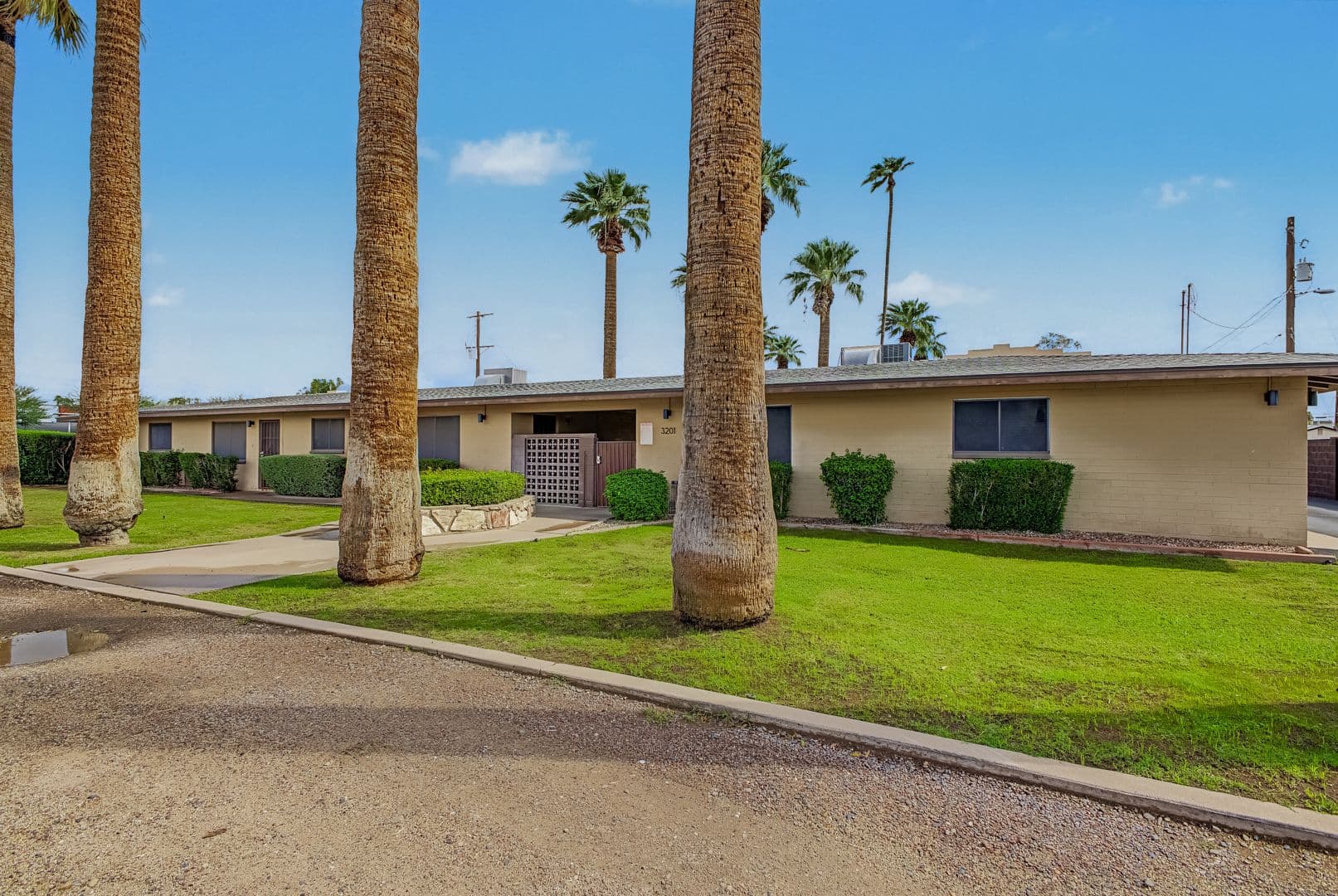 Phoenix Apartment: 3201 N. 36th St.