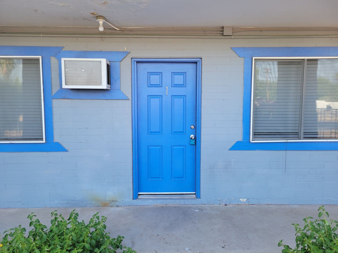 Phoenix Apartment: 608 N. 9th St.