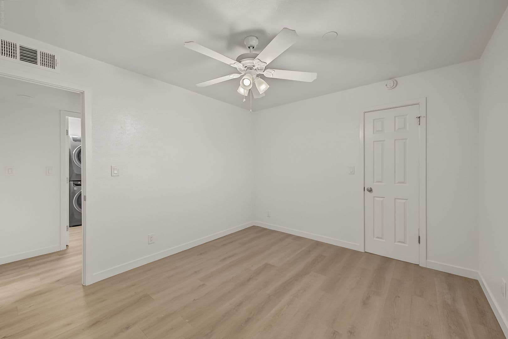Phoenix Apartment: 3201 N. 36th St.