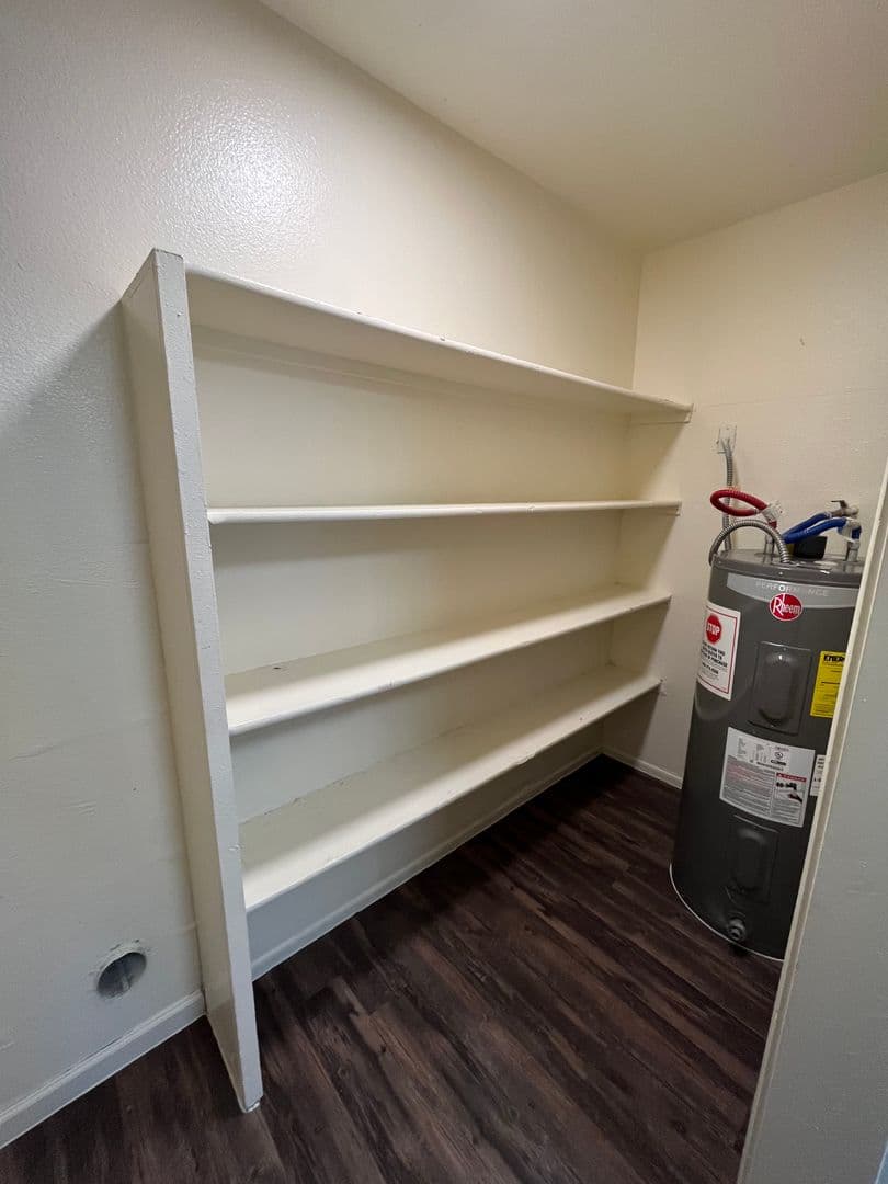 Mesa Apartment: 633 W. 1st Ave.