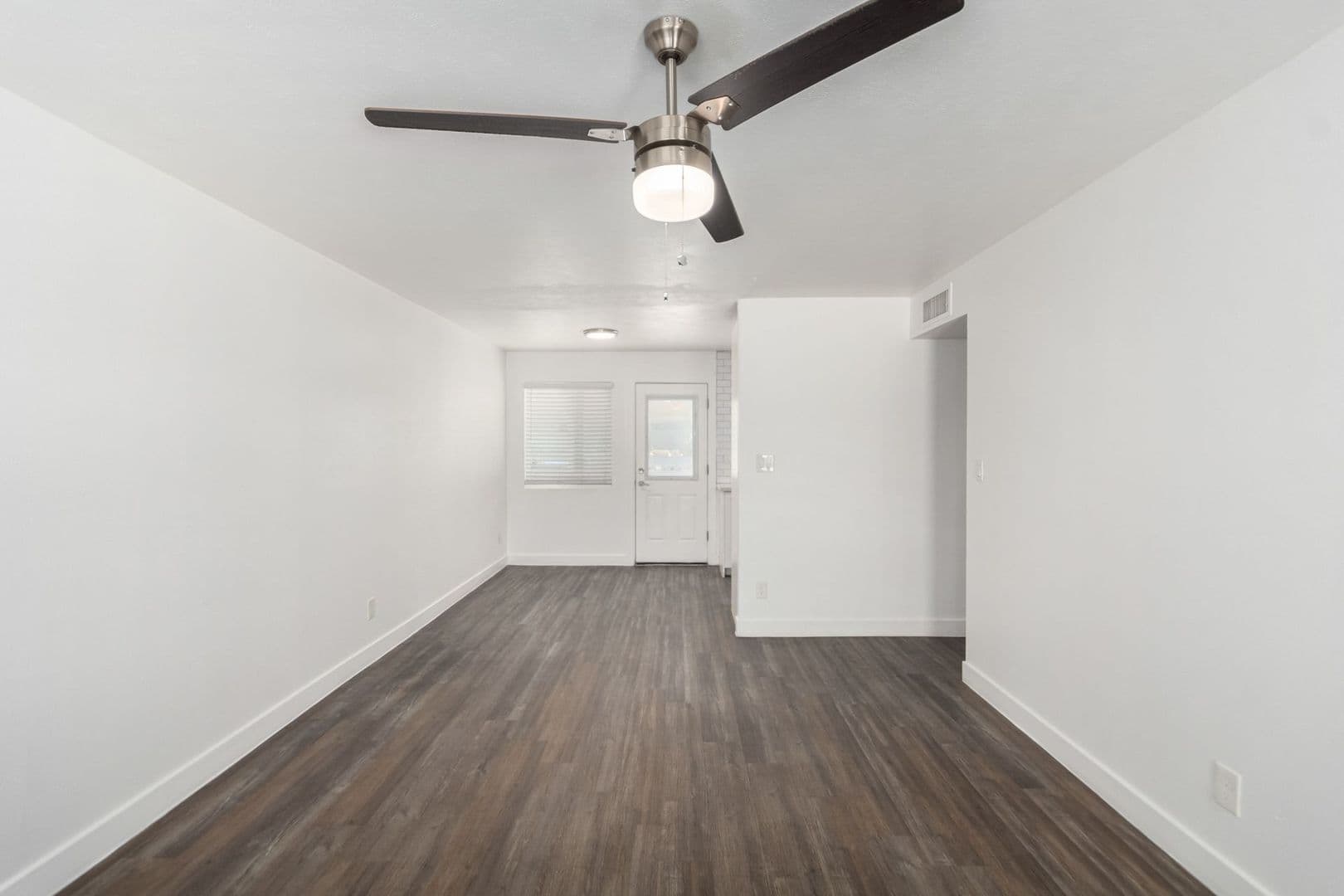 Phoenix Apartment: 3426 N. 38th St.