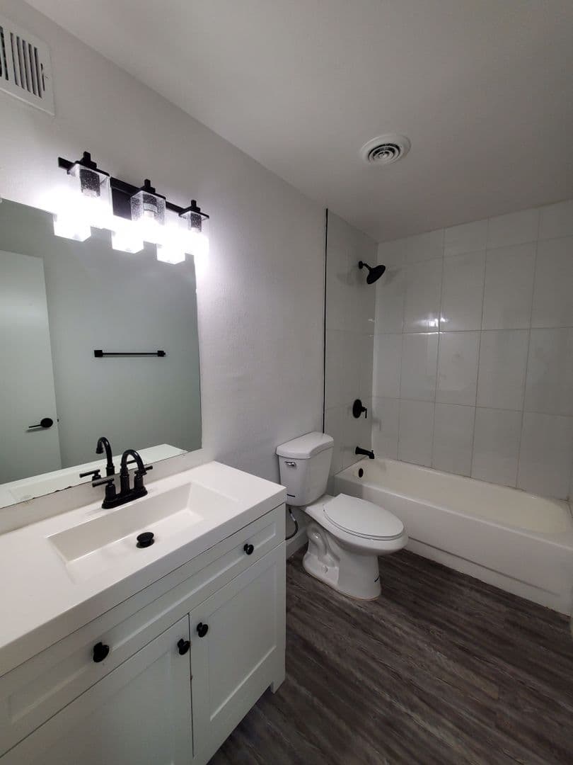 Tempe Apartment: 910 E. Lemon Street