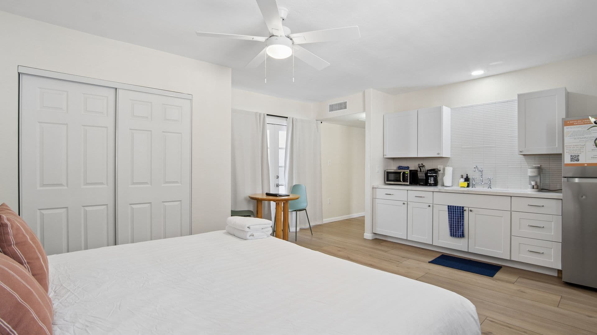 Phoenix Apartment: 2929 N. 55th Pl.