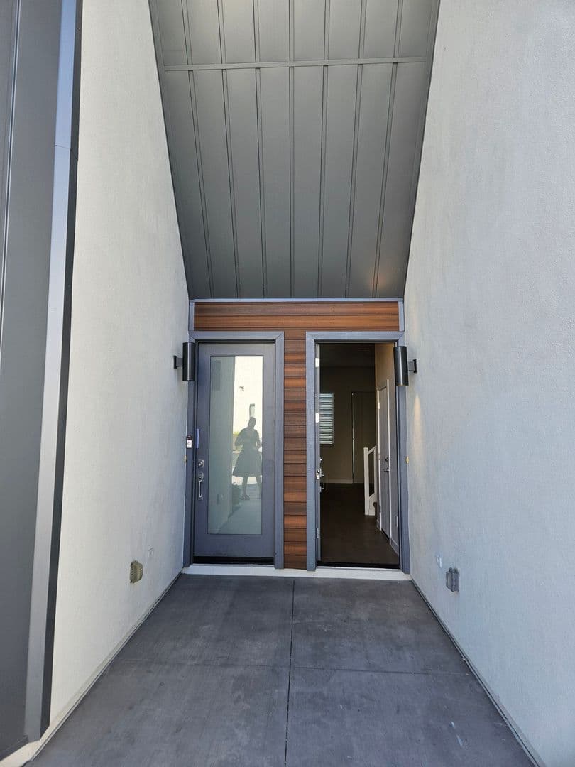 Mesa Apartment: 2340 E McKellips Rd