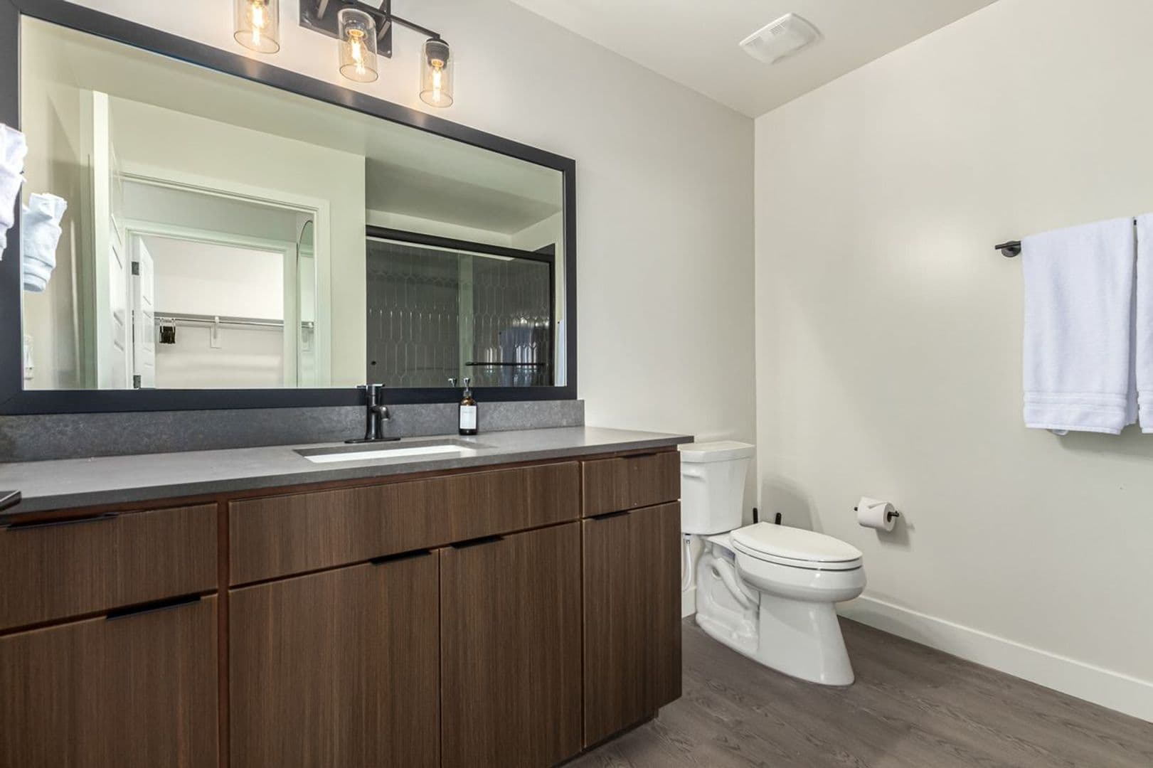 Scottsdale Apartment: 6301 E Pinnacle Vista Dr.