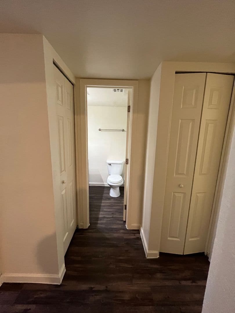 Mesa Apartment: 633 W. 1st Ave.