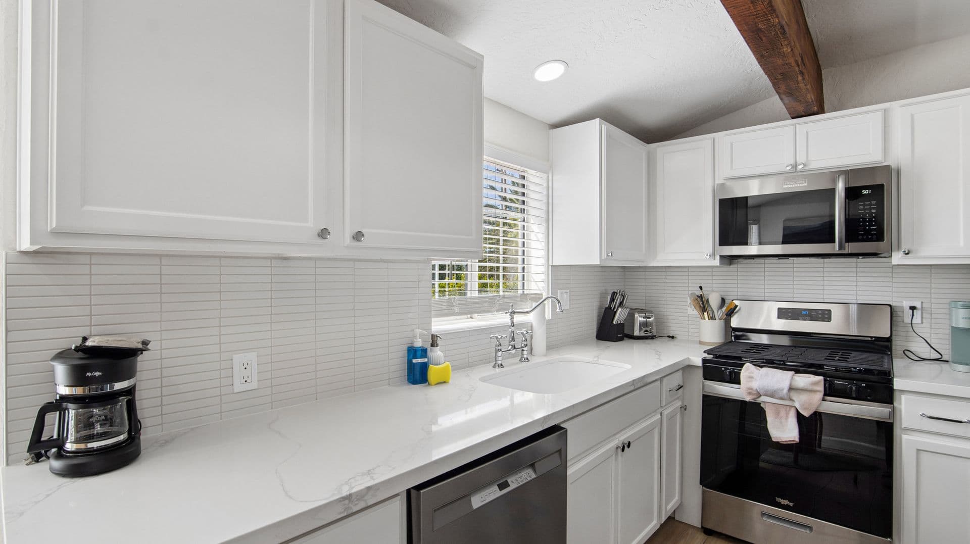 Phoenix Apartment: 2929 N. 55th Pl.
