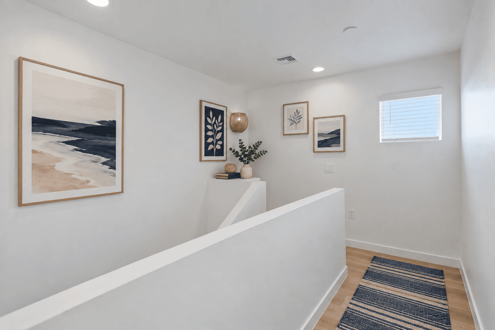 Phoenix Apartment: 1818 W Earll Dr