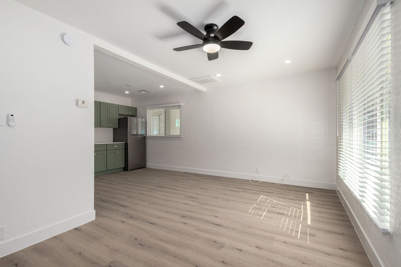 Phoenix Apartment: 3610 N 27th St