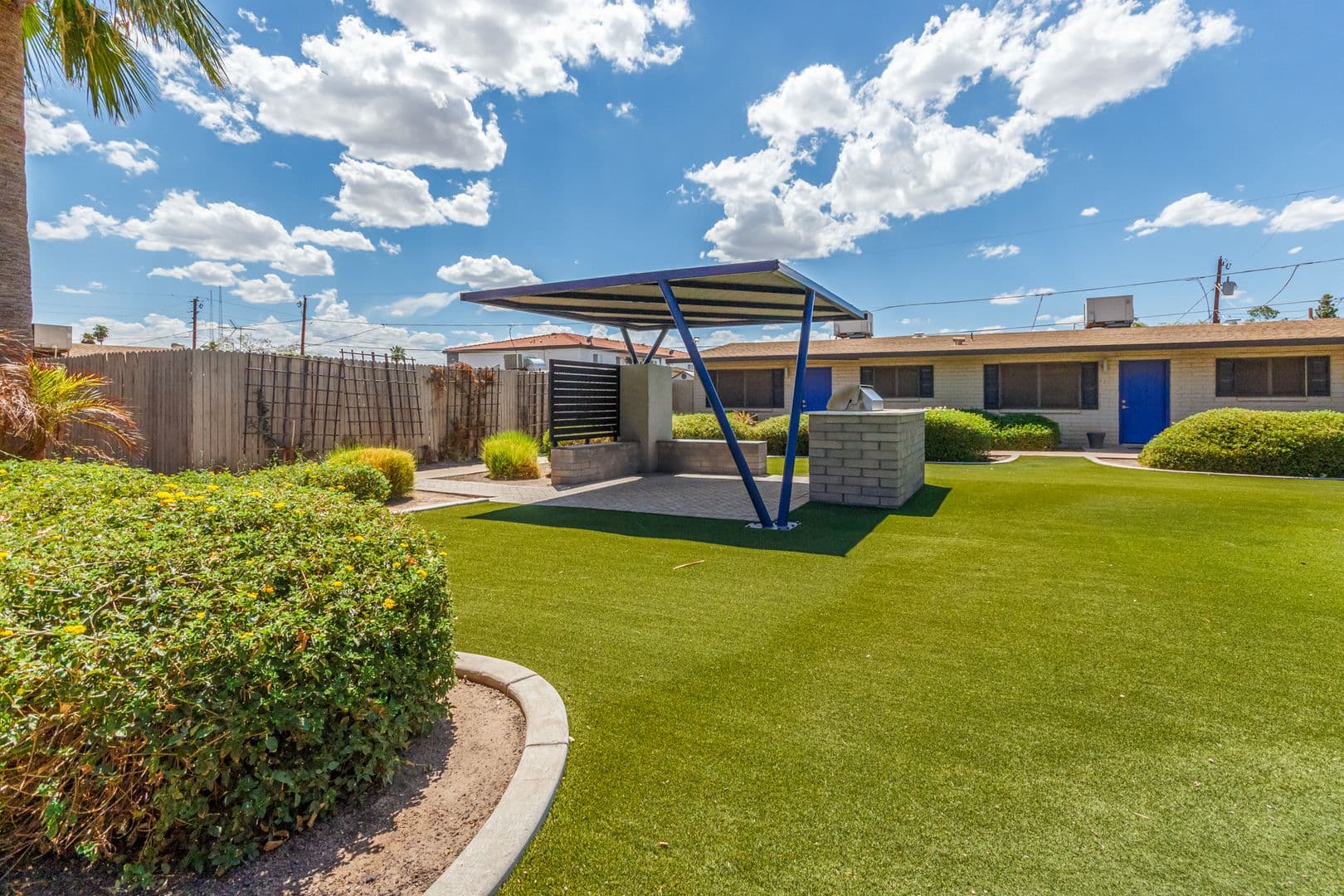 Phoenix Apartment: 3120-3130 N 39th St