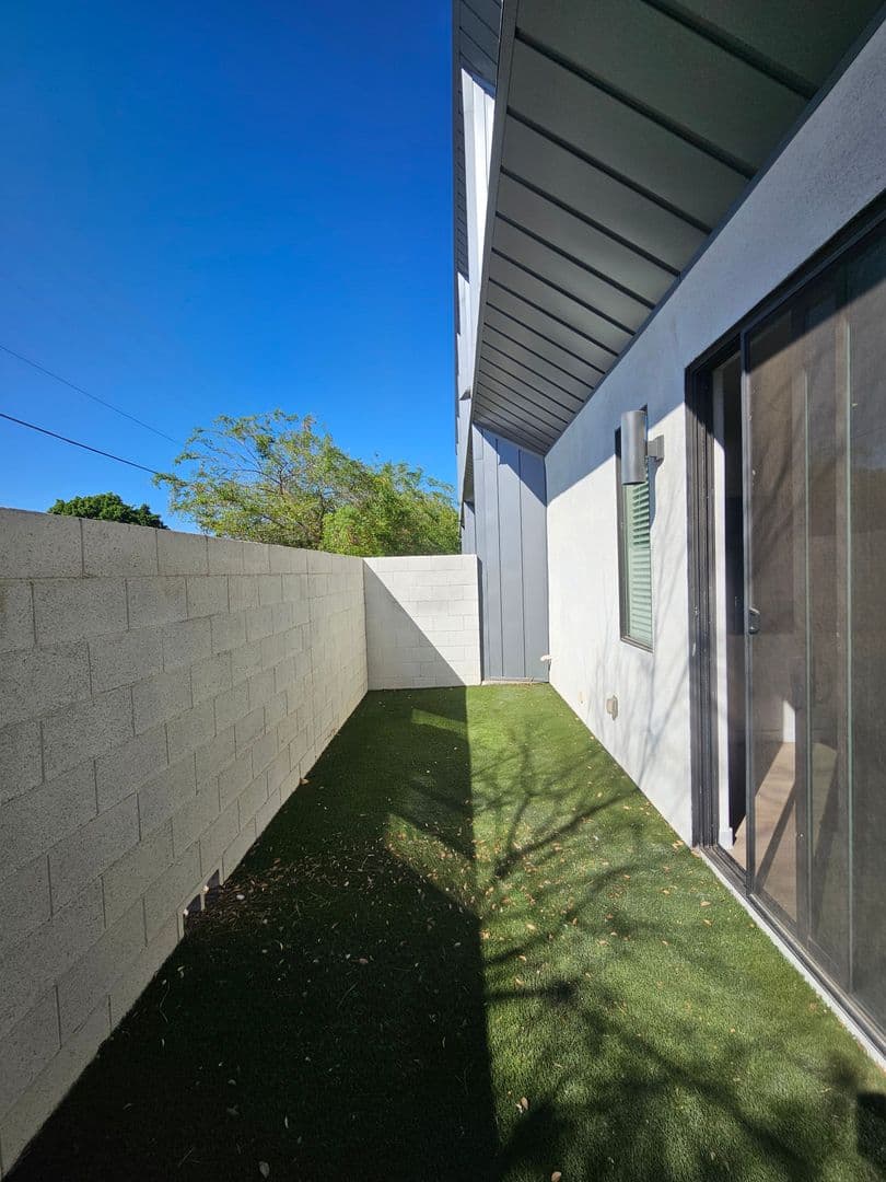Mesa Apartment: 2340 E McKellips Rd
