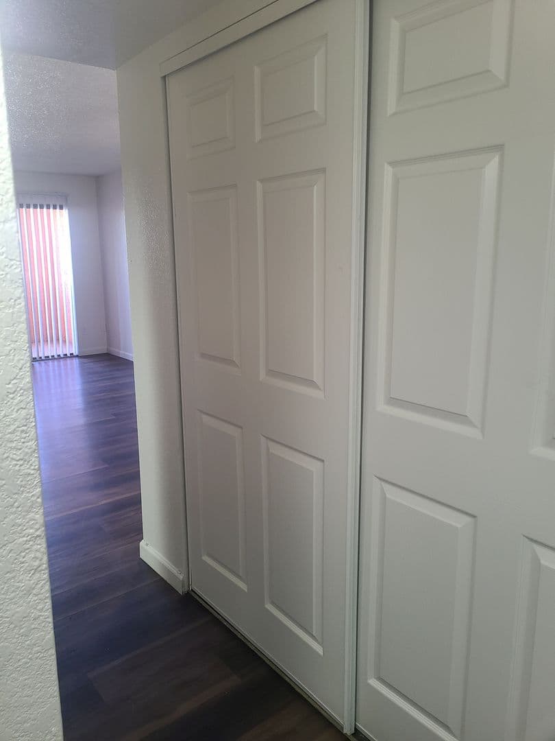 Mesa Apartment: 2020 N. Winterhaven